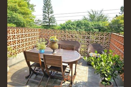 Casa à venda com 350m², 4 quartos e 3 vagas