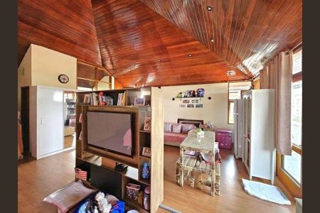 Casa à venda com 350m², 4 quartos e 3 vagas