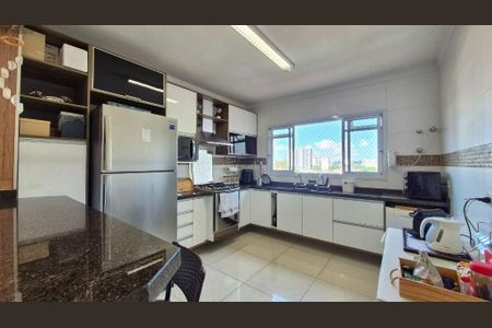 Casa à venda com 152m², 3 quartos e 2 vagas