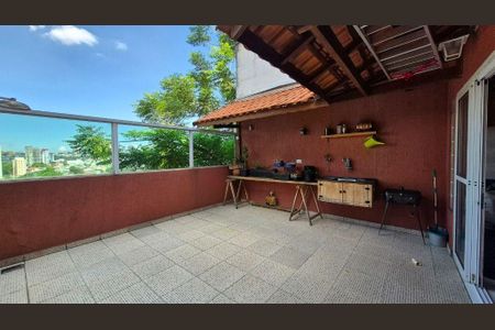 Casa à venda com 152m², 3 quartos e 2 vagas