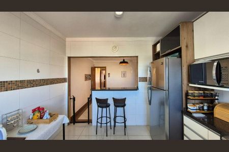 Casa à venda com 152m², 3 quartos e 2 vagas