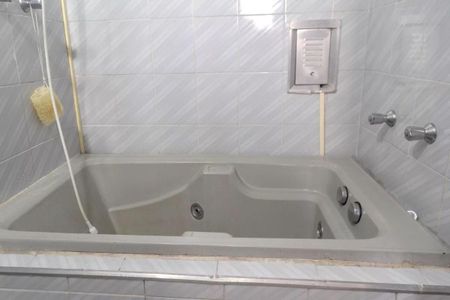 Casa à venda com 4 quartos, 279m² em Jardim Bebedouro, Guarulhos