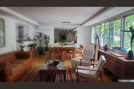 Apartamento à venda com 150m², 3 quartos e 2 vagas