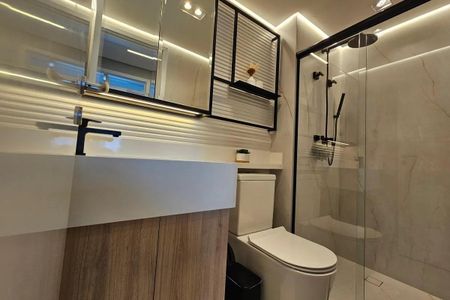 Banheiro de apartamento à venda com 2 quartos, 94m² em Vila Cordeiro, São Paulo