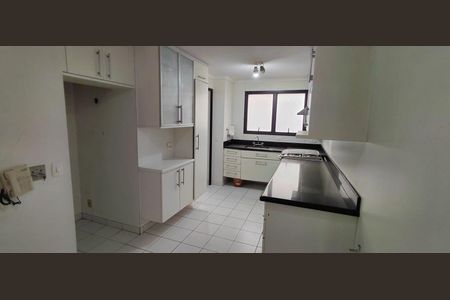 Apartamento à venda com 156m², 4 quartos e 3 vagas