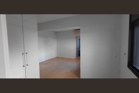 Apartamento à venda com 156m², 4 quartos e 3 vagas