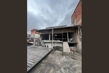 Casa à venda com 340m², 2 quartos e 2 vagas