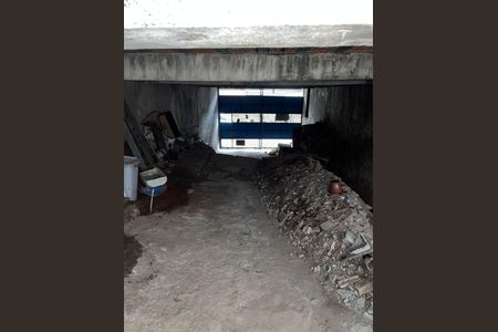 Casa à venda com 340m², 2 quartos e 2 vagas