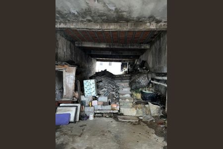 Casa à venda com 340m², 2 quartos e 2 vagas