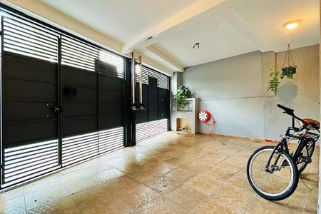 Casa à venda com 138m², 2 quartos e 2 vagas