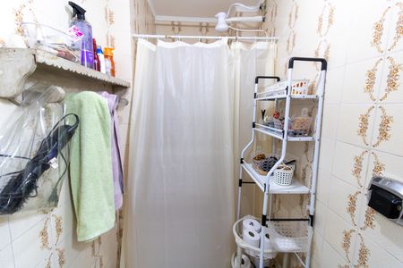 Apartamento à venda com 55m², 2 quartos e sem vaga Apartamento à venda com 55m², 2 quartos e sem vagaBanheiro