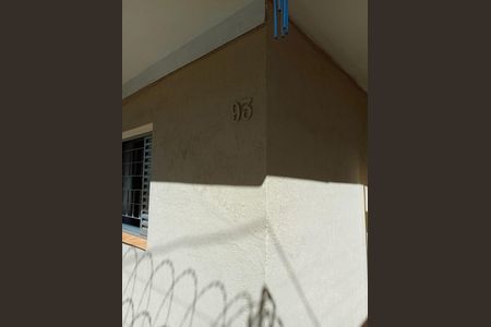 Casa à venda com 198m², 4 quartos e 2 vagas