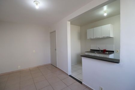 Apartamento para alugar com 45m², 2 quartos e 1 vagaSala