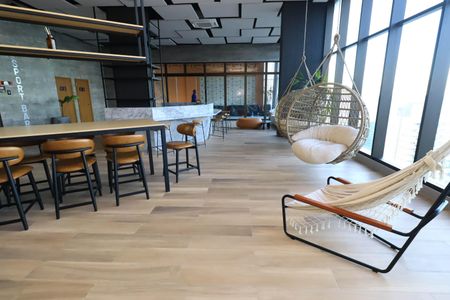Apartamento para alugar com 26m², 1 quarto e 1 vaga Apartamento para alugar com 26m², 1 quarto e 1 vagaÁrea comum - Salão de festas