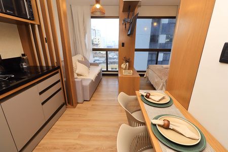 Sala de apartamento para alugar com 1 quarto, 26m² em Costa Azul, Salvador