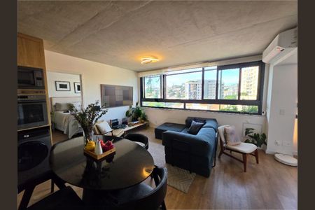 Apartamento para alugar com 2 quartos, 66m² em Vila Ipojuca, São Paulo