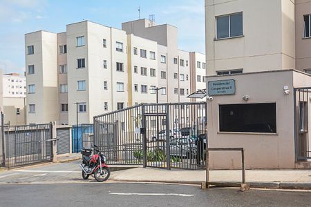 Apartamento para alugar com 50m², 2 quartos e 1 vagaFachada e portaria
