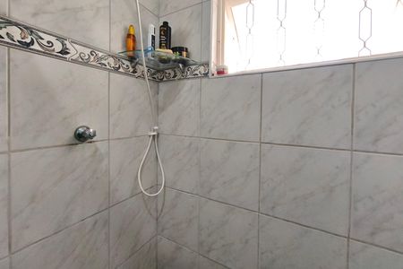 Casa à venda com 204m², 2 quartos e 2 vagas Casa à venda com 204m², 2 quartos e 2 vagasBanheiro Suíte