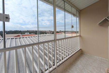 Casa à venda com 204m², 2 quartos e 2 vagas Casa à venda com 204m², 2 quartos e 2 vagasVaranda Suíte