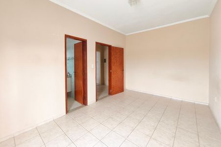 Casa à venda com 204m², 2 quartos e 2 vagas Casa à venda com 204m², 2 quartos e 2 vagasQuarto Suíte