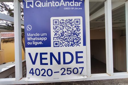 Casa à venda com 204m², 2 quartos e 2 vagas Casa à venda com 204m², 2 quartos e 2 vagasPLACA INSTALADA NA FACHADA