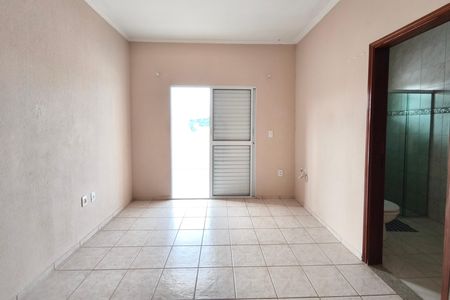 Casa à venda com 204m², 2 quartos e 2 vagas Casa à venda com 204m², 2 quartos e 2 vagasQuarto Suíte