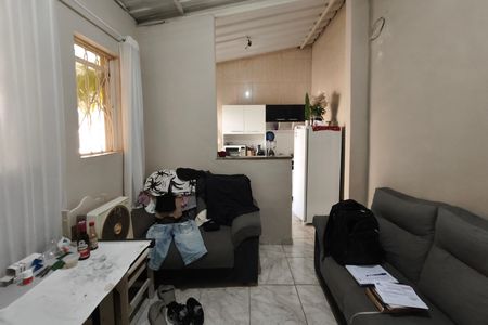 Casa à venda com 204m², 2 quartos e 2 vagas Casa à venda com 204m², 2 quartos e 2 vagasCasa 2 - Sala