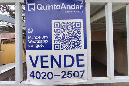 Casa à venda com 204m², 2 quartos e 2 vagas Casa à venda com 204m², 2 quartos e 2 vagasPLACA INSTALADA NA FACHADA
