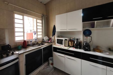 Casa à venda com 204m², 2 quartos e 2 vagas Casa à venda com 204m², 2 quartos e 2 vagasCasa 2 - Cozinha