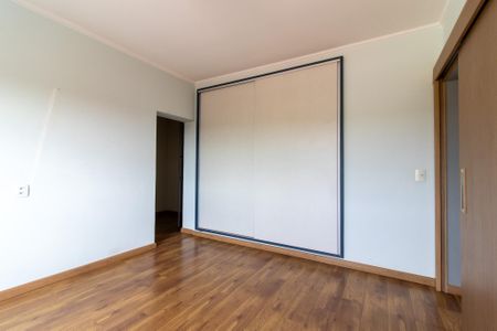 Casa à venda com 335m², 7 quartos e 2 vagas Casa à venda com 335m², 7 quartos e 2 vagasSuite 2