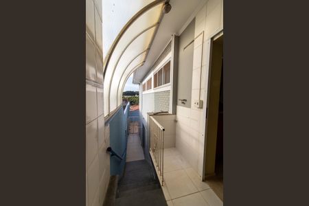 Casa à venda com 335m², 7 quartos e 2 vagas Casa à venda com 335m², 7 quartos e 2 vagasÁrea de Serviço
