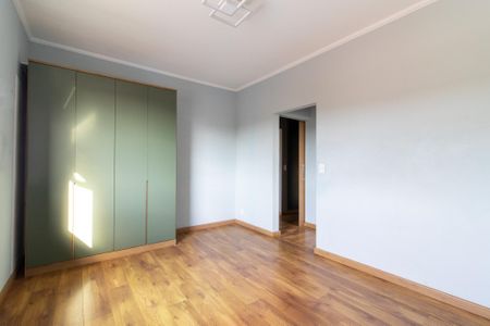 Casa à venda com 335m², 7 quartos e 2 vagas Casa à venda com 335m², 7 quartos e 2 vagasSuite 1