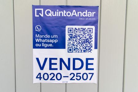 Casa à venda com 335m², 7 quartos e 2 vagas Casa à venda com 335m², 7 quartos e 2 vagasplaca