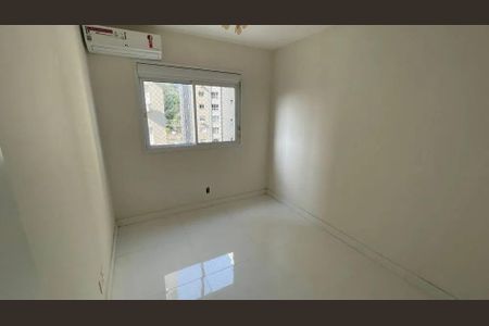 Quarto 1 de apartamento para alugar com 3 quartos, 68m² em Jardim Carvalho, Porto Alegre