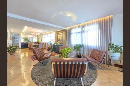 Apartamento à venda com 302m², 4 quartos e 3 vagas Apartamento à venda com 302m², 4 quartos e 3 vagasSala