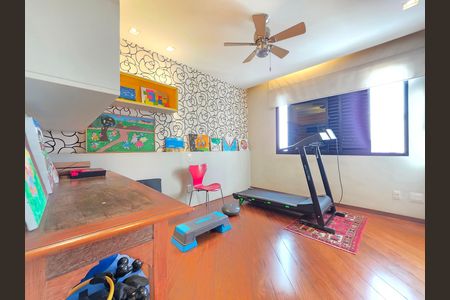Apartamento à venda com 302m², 4 quartos e 3 vagas Apartamento à venda com 302m², 4 quartos e 3 vagasQuarto Suíte 3