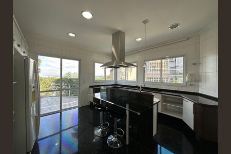 Casa de condomínio à venda com 600m², 4 quartos e 2 vagas Casa de condomínio à venda com 600m², 4 quartos e 2 vagasCozinha