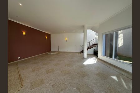 Casa de condomínio à venda com 600m², 4 quartos e 2 vagas Casa de condomínio à venda com 600m², 4 quartos e 2 vagasÁrea comum