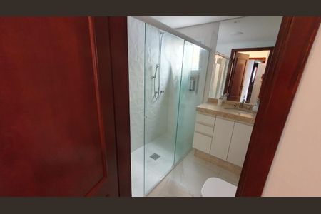 Apartamento à venda com 126m², 3 quartos e 2 vagas