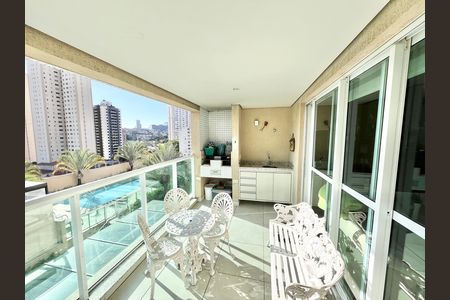 Apartamento à venda com 118m², 3 quartos e 3 vagasVaranda da Sala