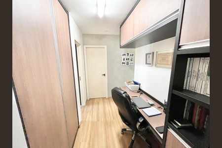 Apartamento à venda com 118m², 3 quartos e 3 vagasCorredor