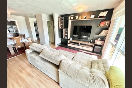 Apartamento à venda com 118m², 3 quartos e 3 vagasSala