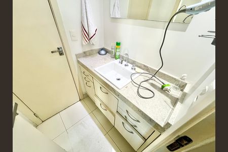 Apartamento à venda com 118m², 3 quartos e 3 vagasBanheiro da Suíte America