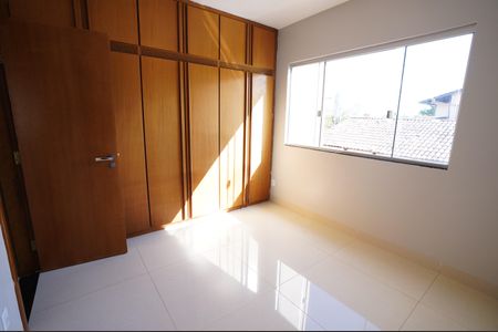 Casa à venda com 250m², 5 quartos e 4 vagas