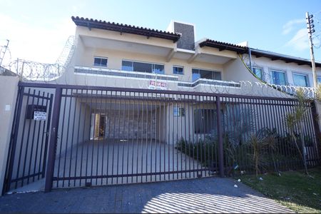 Casa à venda com 250m², 5 quartos e 4 vagas