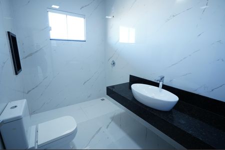 Casa à venda com 250m², 5 quartos e 4 vagas
