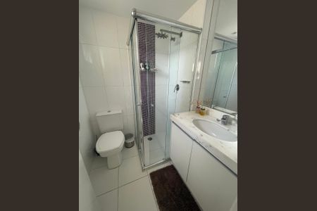 Apartamento à venda com 128m², 3 quartos e 3 vagas Apartamento à venda com 128m², 3 quartos e 3 vagasBanheiro