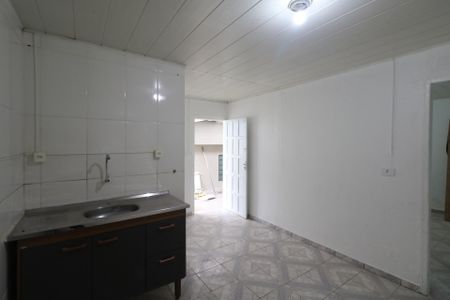 Casa para alugar com 40m², 1 quarto e sem vaga Casa para alugar com 40m², 1 quarto e sem vagaCozinha