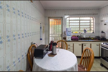 Casa à venda com 285m², 3 quartos e 4 vagas Casa à venda com 285m², 3 quartos e 4 vagasCozinha