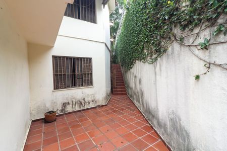 Casa à venda com 285m², 3 quartos e 4 vagas Casa à venda com 285m², 3 quartos e 4 vagasQuintal